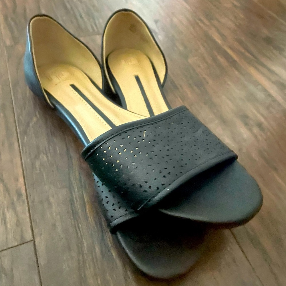 Black sandals